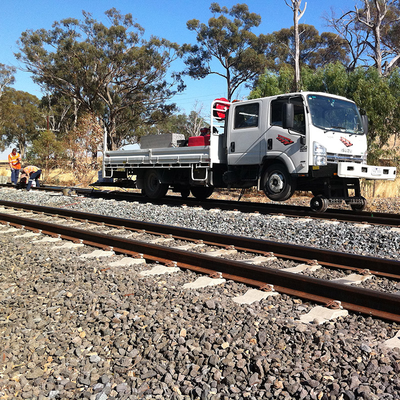 RAIL STRAIGHTENING SUPPORTIVE RESOURCES McLeod Rail Pty Ltd